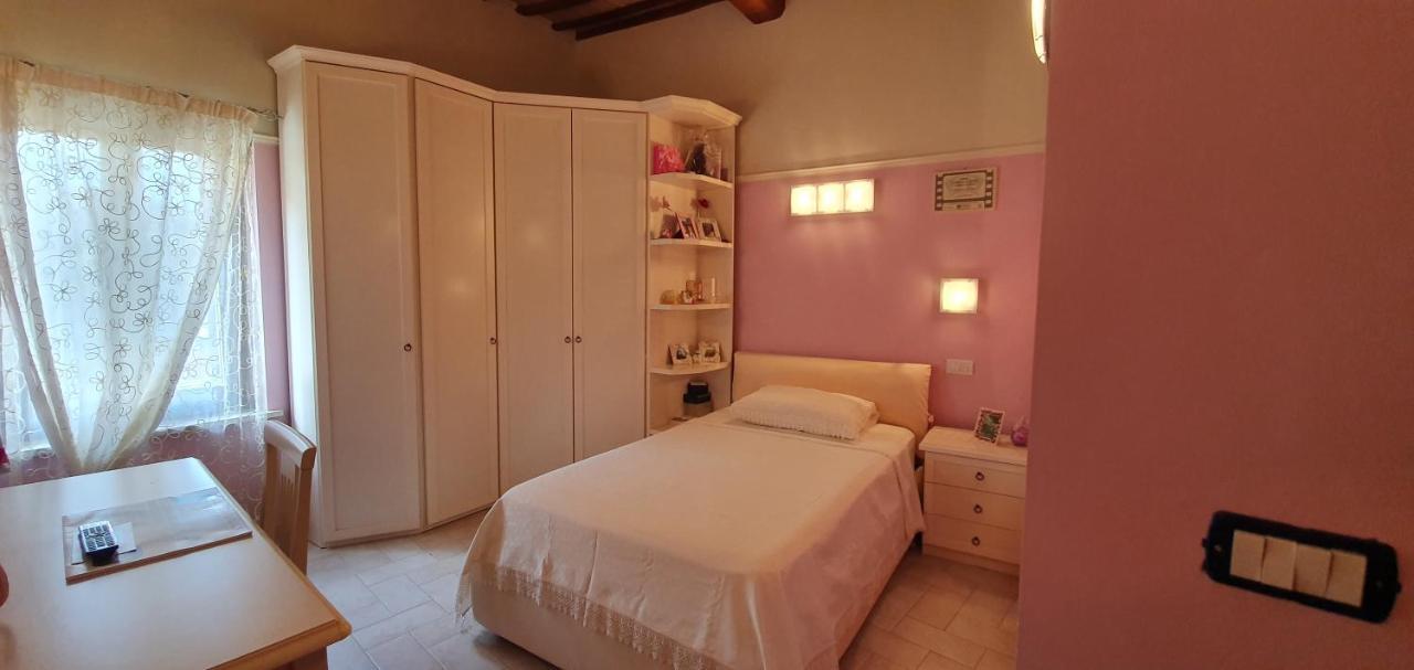 פרוג'ה B&B Serena מראה חיצוני תמונה